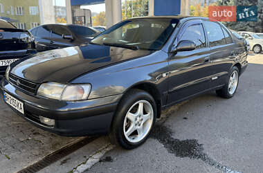 Седан Toyota Carina 1993 в Одессе