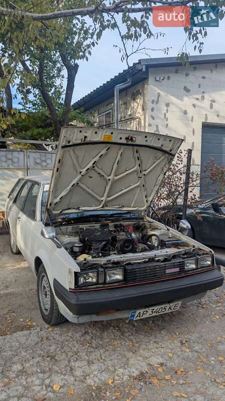 Универсал Toyota Carina 1986 в Запорожье