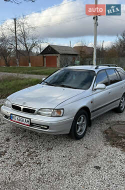 Седан Toyota Carina 1997 в Кривому Розі