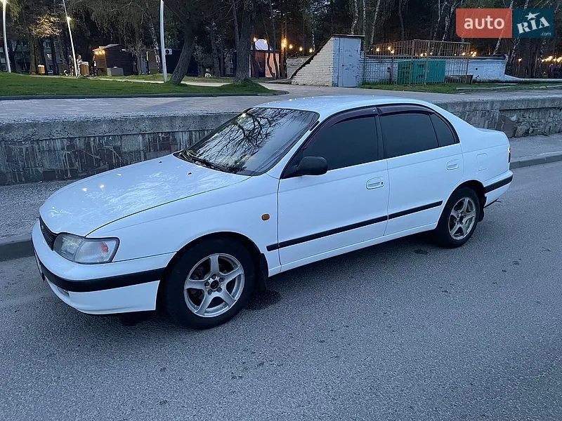 Toyota Carina