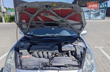 Купе Toyota Celica 2001 в 