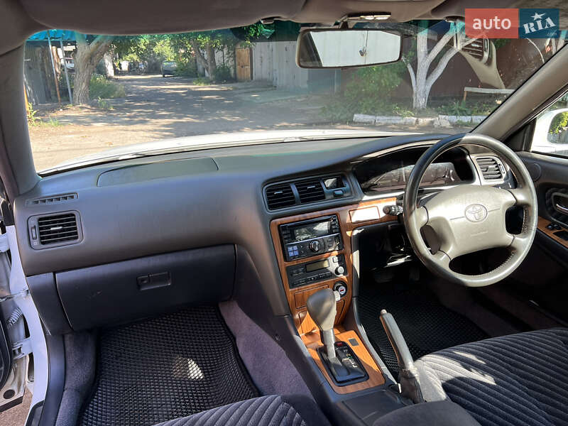 Седан Toyota Chaser 2000 в Одесі