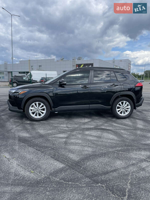 Позашляховик / Кросовер Toyota Corolla Cross 2022 в Києві