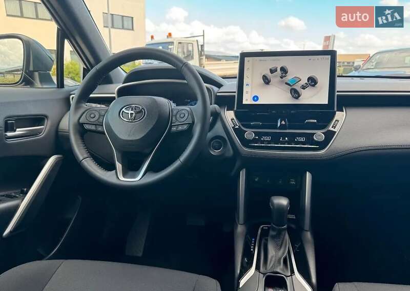 Внедорожник / Кроссовер Toyota Corolla Cross 2024 в Киеве