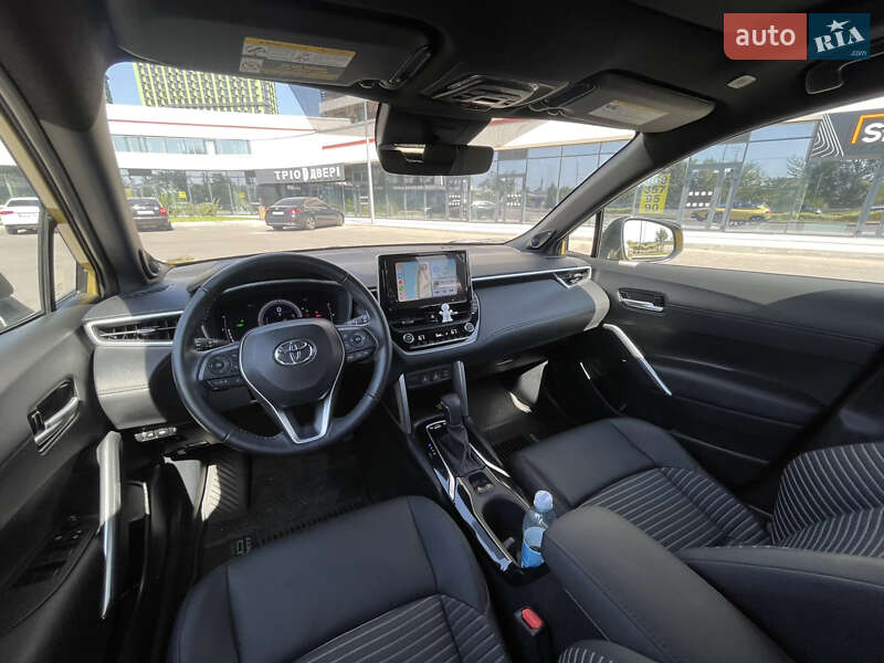 Позашляховик / Кросовер Toyota Corolla Cross 2023 в Києві