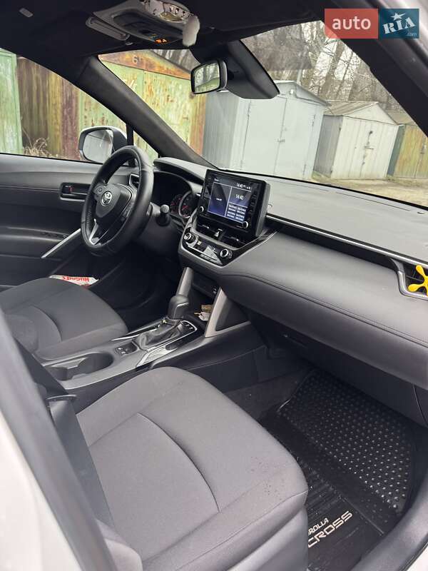 Внедорожник / Кроссовер Toyota Corolla Cross 2022 в Днепре фото 15 Внедорожник / Кроссовер Toyota Corolla Cross 2022 в Днепре