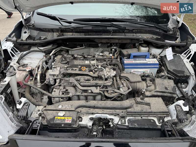 Внедорожник / Кроссовер Toyota Corolla Cross 2022 в Днепре фото 16 Внедорожник / Кроссовер Toyota Corolla Cross 2022 в Днепре