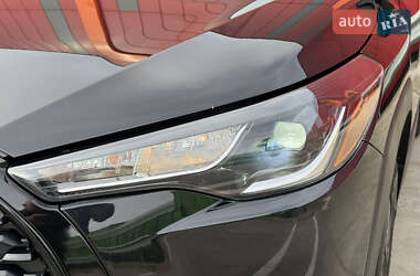 Позашляховик / Кросовер Toyota Corolla Cross 2022 в 