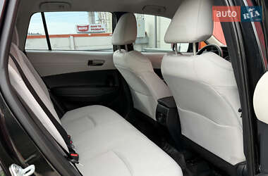 Позашляховик / Кросовер Toyota Corolla Cross 2022 в 
