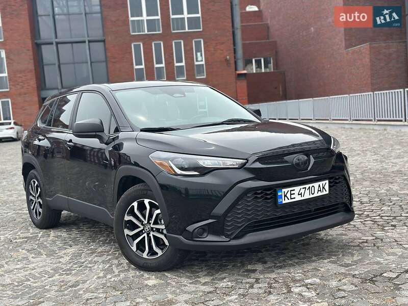 Внедорожник / Кроссовер Toyota Corolla Cross 2023 в Днепре фото 3 Внедорожник / Кроссовер Toyota Corolla Cross 2023 в Днепре