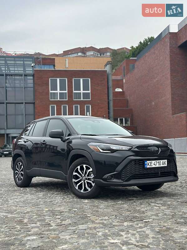 Внедорожник / Кроссовер Toyota Corolla Cross 2023 в Днепре