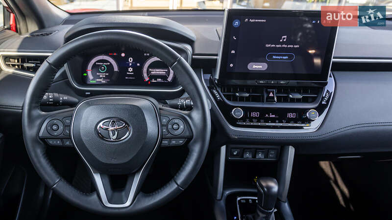 Внедорожник / Кроссовер Toyota Corolla Cross 2024 в Днепре