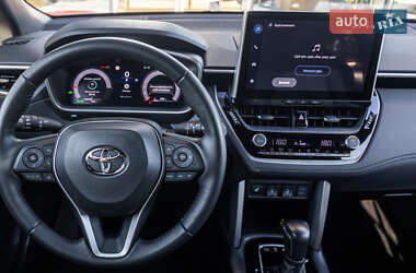 Позашляховик / Кросовер Toyota Corolla Cross 2024 в 
