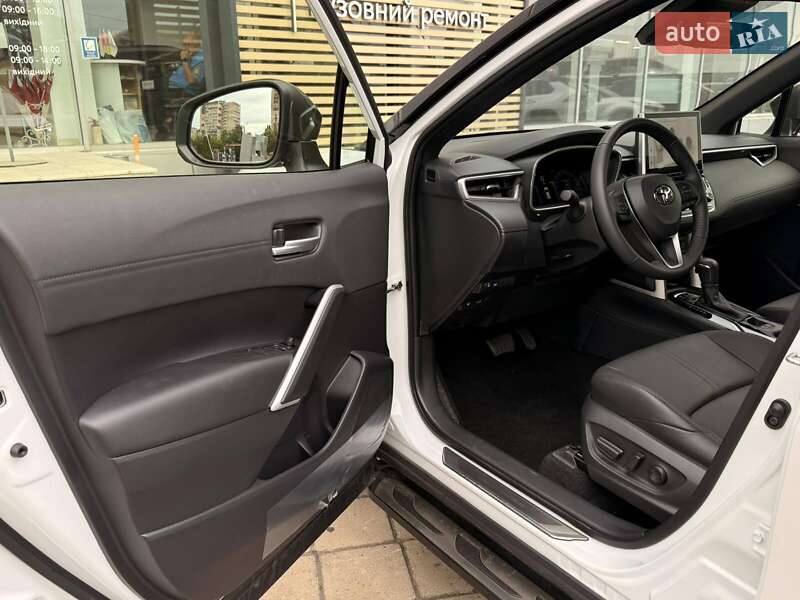 Позашляховик / Кросовер Toyota Corolla Cross 2024 в Одесі фото 16 Позашляховик / Кросовер Toyota Corolla Cross 2024 в Одесі