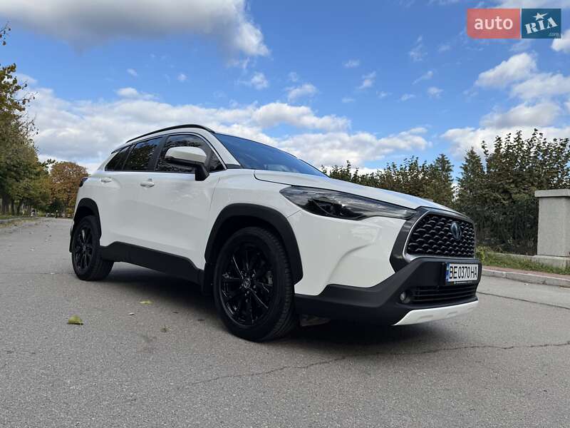 Позашляховик / Кросовер Toyota Corolla Cross 2022 в Умані фото 15 Позашляховик / Кросовер Toyota Corolla Cross 2022 в Умані