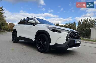 Внедорожник / Кроссовер Toyota Corolla Cross 2022 в 