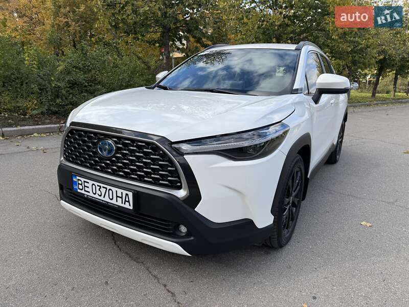 Позашляховик / Кросовер Toyota Corolla Cross 2022 в Умані фото 19 Позашляховик / Кросовер Toyota Corolla Cross 2022 в Умані