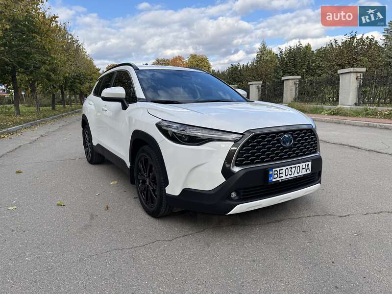 Позашляховик / Кросовер Toyota Corolla Cross 2022 в Умані фото 31 Позашляховик / Кросовер Toyota Corolla Cross 2022 в Умані