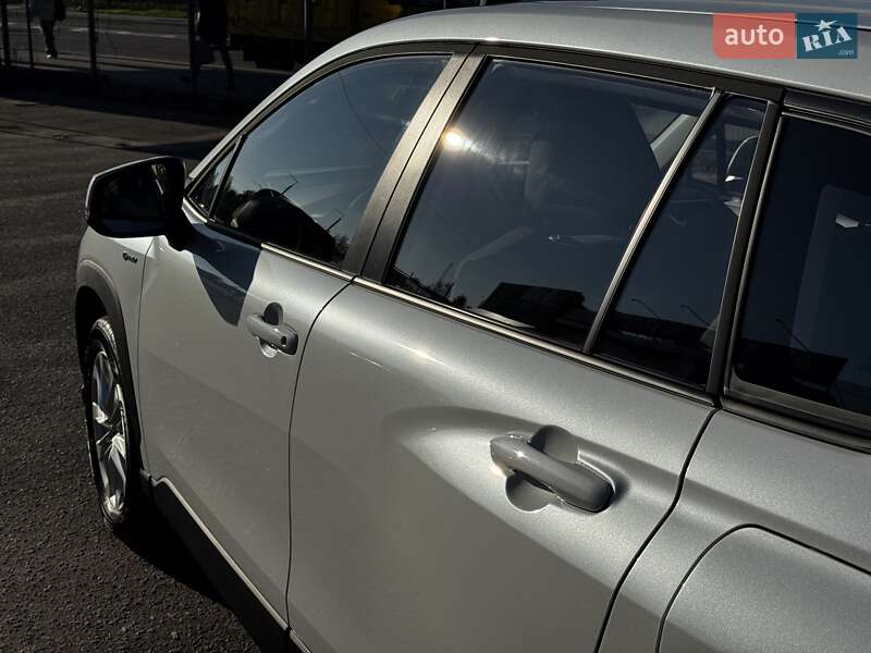 Позашляховик / Кросовер Toyota Corolla Cross 2025 в Вінниці фото 33 Позашляховик / Кросовер Toyota Corolla Cross 2025 в Вінниці