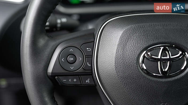 Позашляховик / Кросовер Toyota Corolla Cross 2024 в Львові