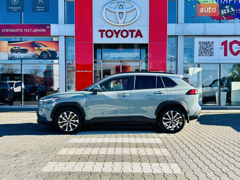 Позашляховик / Кросовер Toyota Corolla Cross 2023 в Тернополі