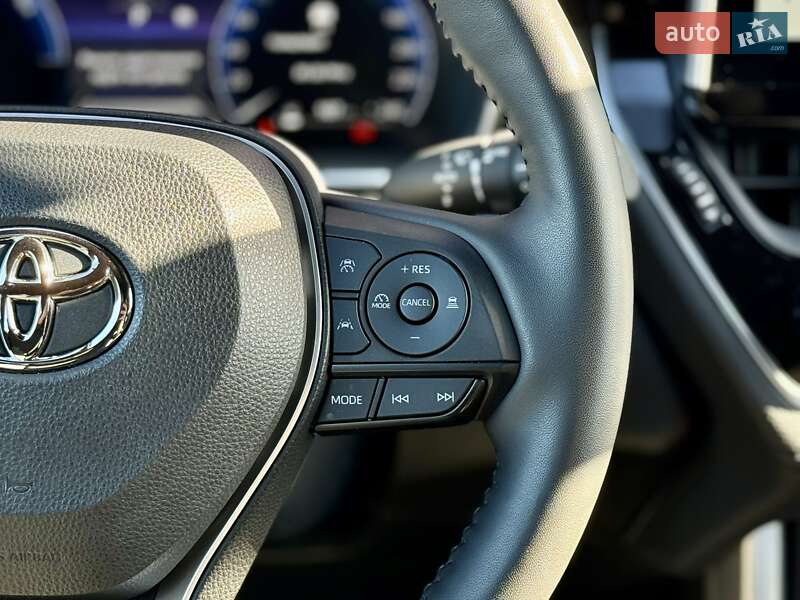 Позашляховик / Кросовер Toyota Corolla Cross 2023 в Тернополі