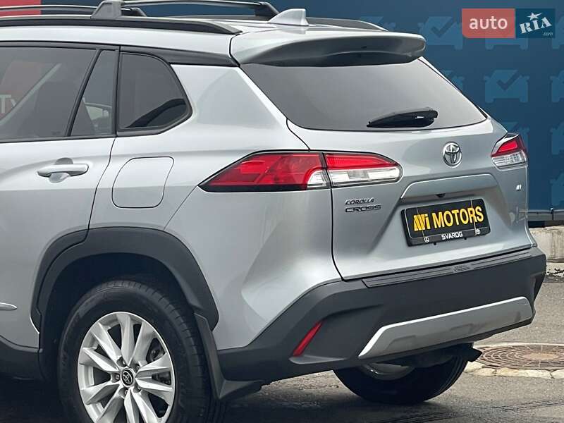 Внедорожник / Кроссовер Toyota Corolla Cross 2022 в Киеве