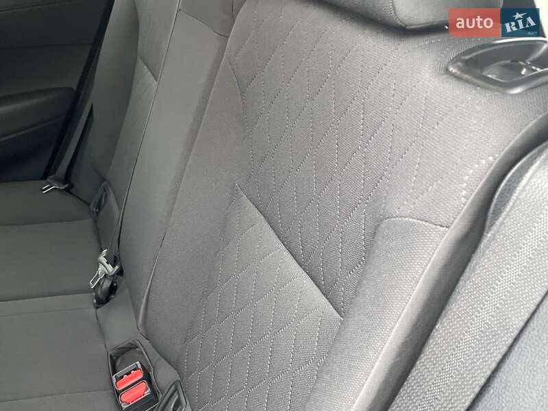 Внедорожник / Кроссовер Toyota Corolla Cross 2022 в Киеве