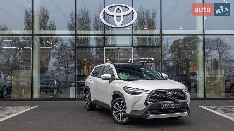 Позашляховик / Кросовер Toyota Corolla Cross 2023 в Дніпрі