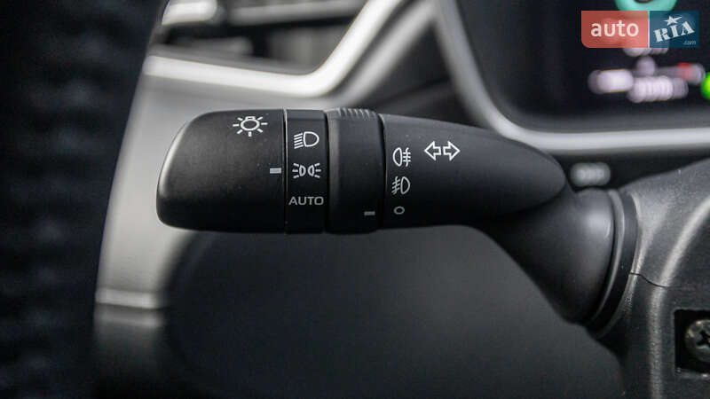 Позашляховик / Кросовер Toyota Corolla Cross 2023 в Дніпрі