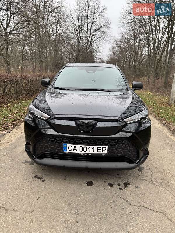 Внедорожник / Кроссовер Toyota Corolla Cross 2024 в Ватутино