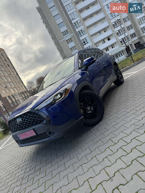Позашляховик / Кросовер Toyota Corolla Cross 2023 в Хмельницькому фото Позашляховик / Кросовер Toyota Corolla Cross 2023 в Хмельницькому