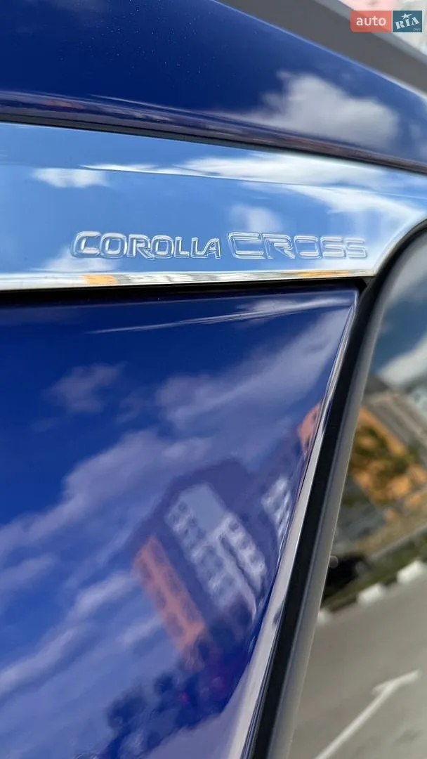 2025 Toyota Corolla Cross - мініатюра 13