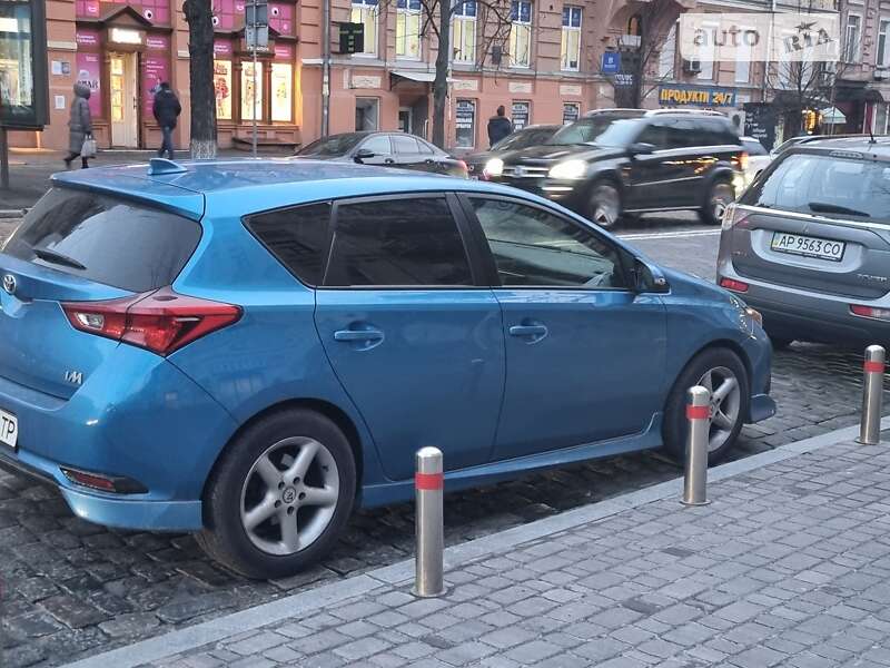 Хетчбек Toyota Corolla iM 2017 в Києві