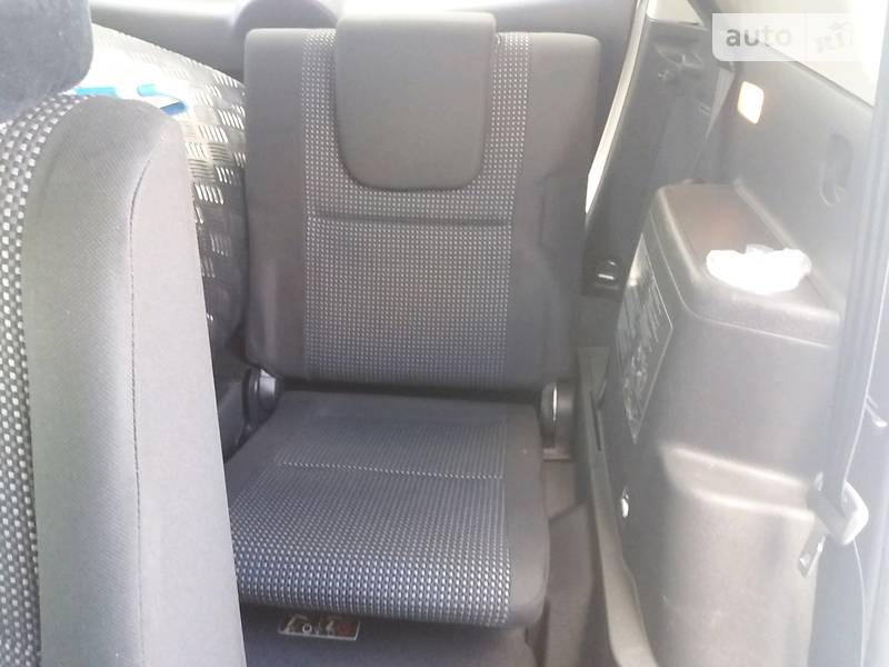 Універсал Toyota Corolla Verso 2006 в Львові