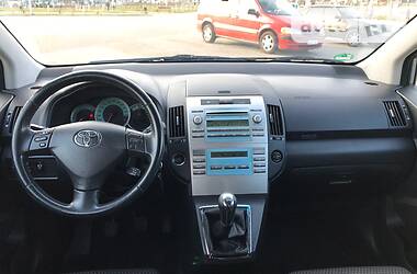 Універсал Toyota Corolla Verso 2008 в 