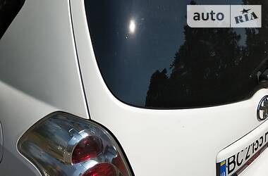 Мінівен Toyota Corolla Verso 2006 в 