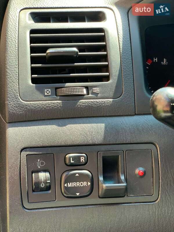 Мінівен Toyota Corolla Verso 2003 в Львові