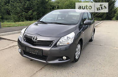 Минивэн Toyota Corolla Verso 2010 в Бердичеве