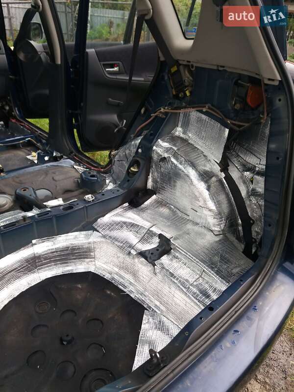 Мінівен Toyota Corolla Verso 2003 в Львові