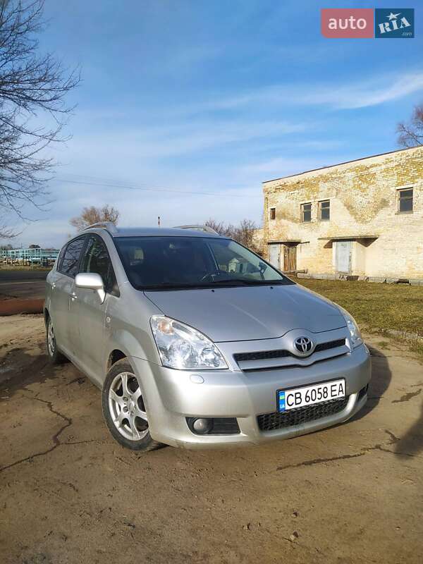 Мінівен Toyota Corolla Verso 2008 в Боярці фото 7 Мінівен Toyota Corolla Verso 2008 в Боярці