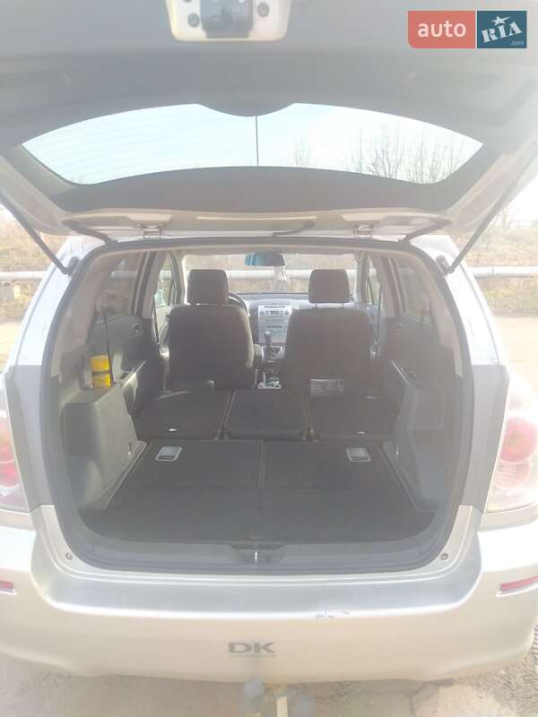 Мінівен Toyota Corolla Verso 2008 в Боярці фото 23 Мінівен Toyota Corolla Verso 2008 в Боярці