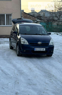 Мінівен Toyota Corolla Verso 2006 в Тернополі