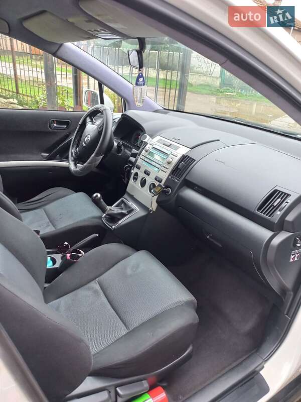 Минивэн Toyota Corolla Verso 2008 в Виноградове