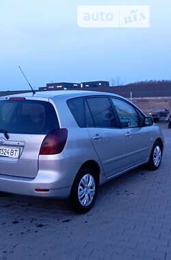 Минивэн Toyota Corolla Verso 2002 в Черновцах