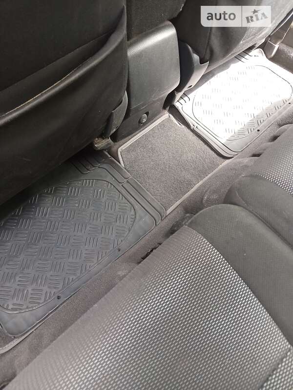Мінівен Toyota Corolla Verso 2004 в Хоролі