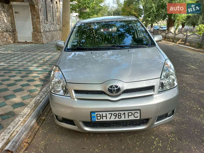 Мінівен Toyota Corolla Verso 2006 в Болграді