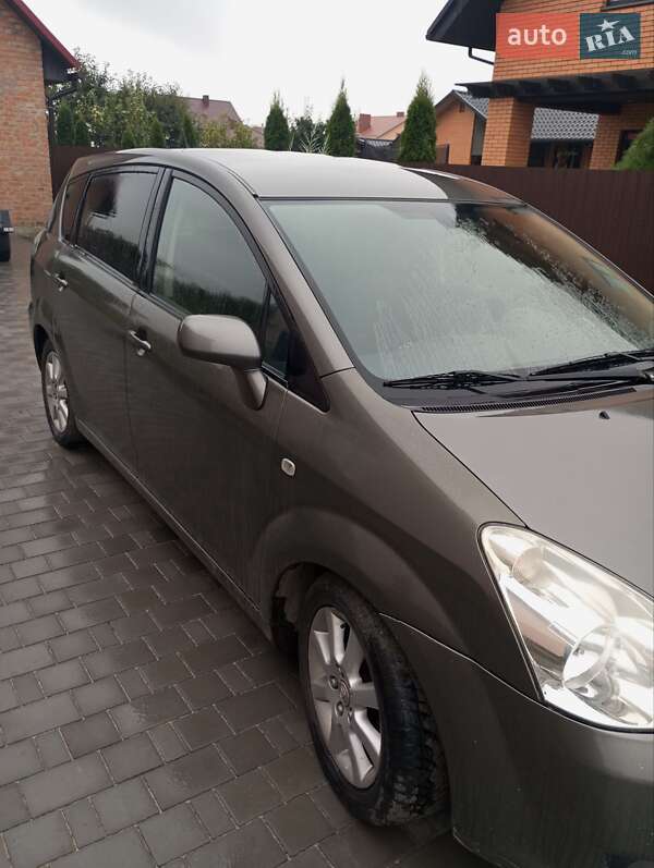 Мінівен Toyota Corolla Verso 2006 в Луцьку