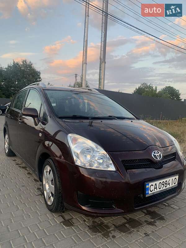 Мінівен Toyota Corolla Verso 2007 в Умані