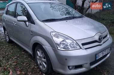 Мінівен Toyota Corolla Verso 2004 в Кременчуці